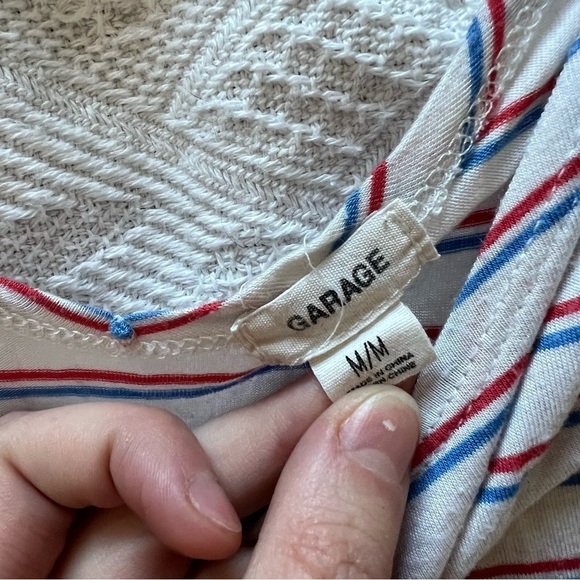 Garage Striped Flowy Tank Top โ Size Medium - Picture 3 of 4